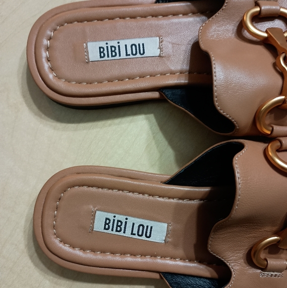 Anthropologie Bibi Lou Leather Hana Slides in Camel Size 7 - Picture 8 of 10